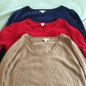 GAP V Neck Sweaters